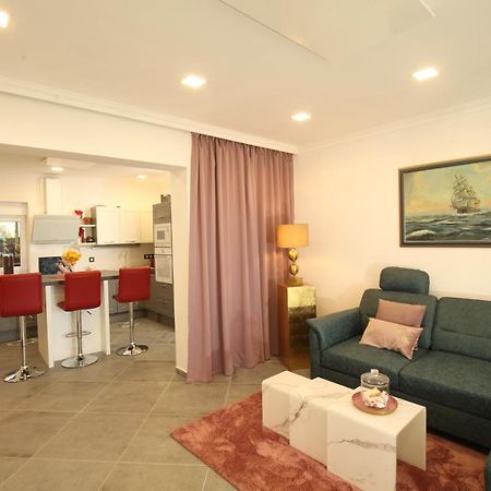 Luxurious Seaview Apartment Шибеник Экстерьер фото