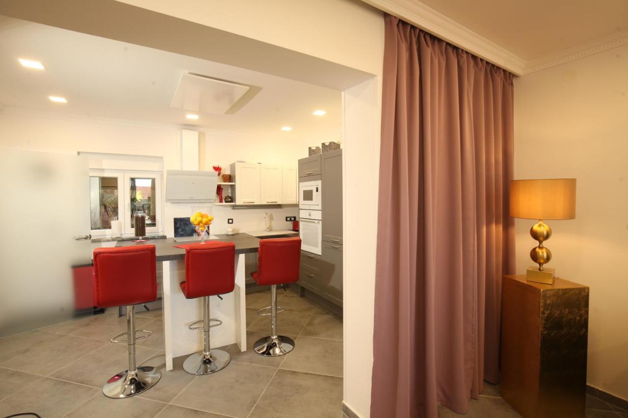 Luxurious Seaview Apartment Шибеник Экстерьер фото