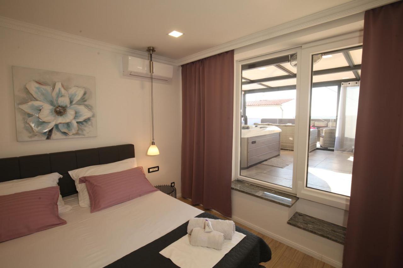 Luxurious Seaview Apartment Шибеник Экстерьер фото