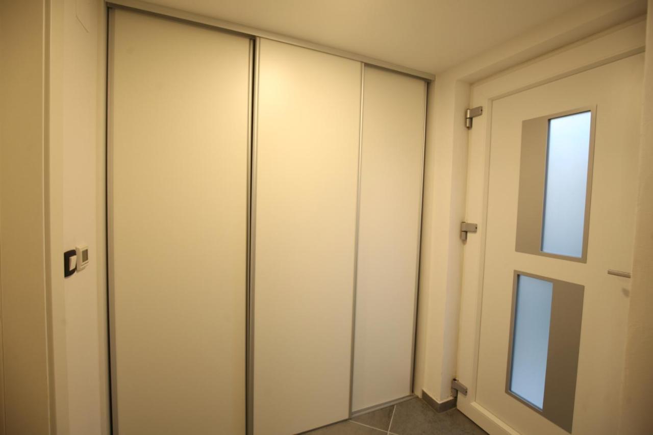 Luxurious Seaview Apartment Шибеник Экстерьер фото